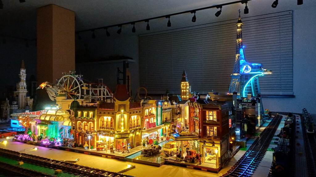 lego, dutch lego room, dutchlegoroom, lego room, lego kamer, lego city, lego city room, home made, lego trein, lego treinen, lego train, lego trains, lego home made, harry potter lego, Lego tour, Lego Disney, Lego F1, Lego Formule1, Lego lights. lego friends